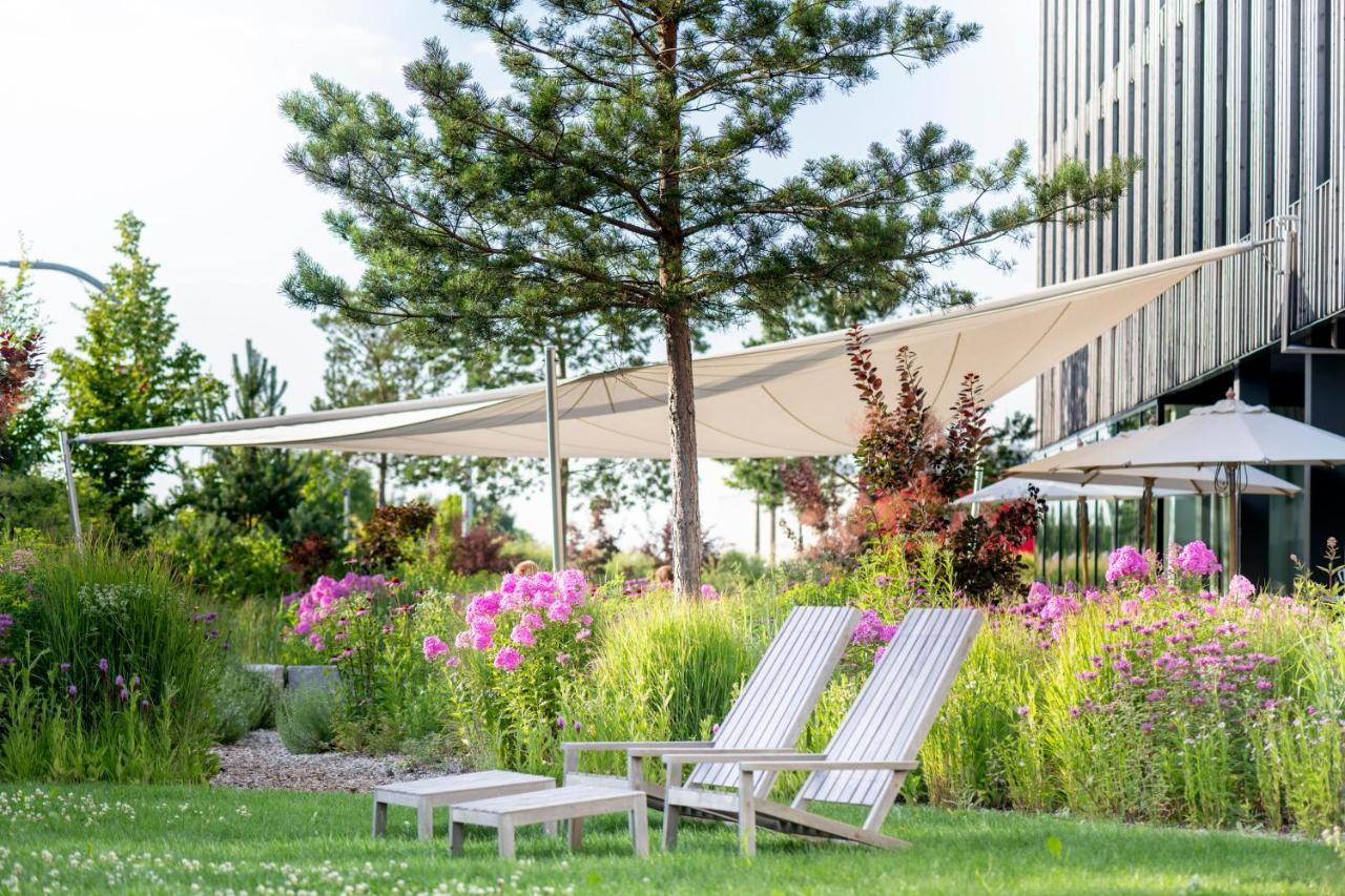 Bader Hotel Vaterstetten Exteriör bild