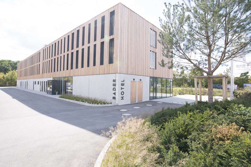 Bader Hotel Vaterstetten Exteriör bild